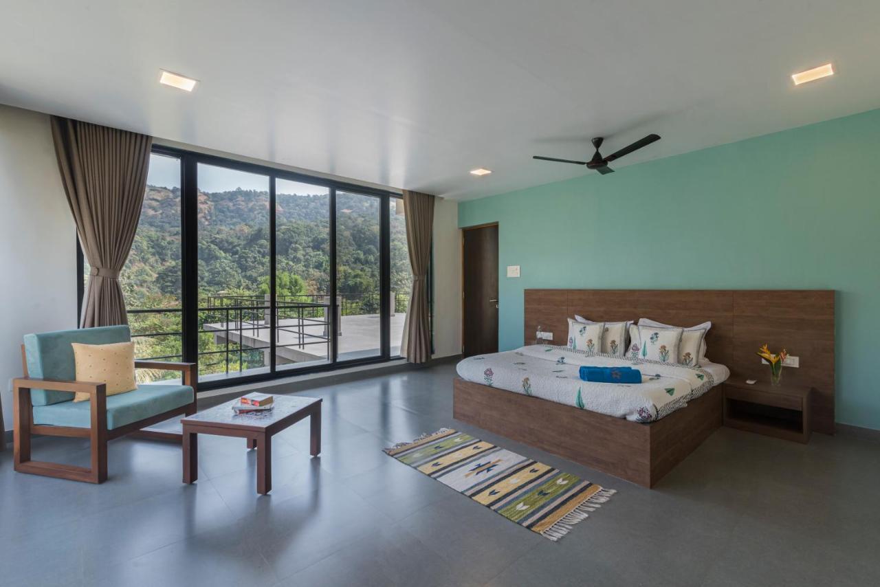 Saffronstays Mountain Aer, Карджат Экстерьер фото